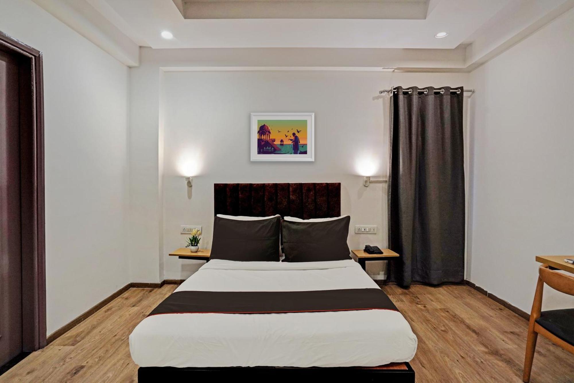 Super Townhouse Sector 57 Near Bestech Central Square Mall Gurgaon Dış mekan fotoğraf